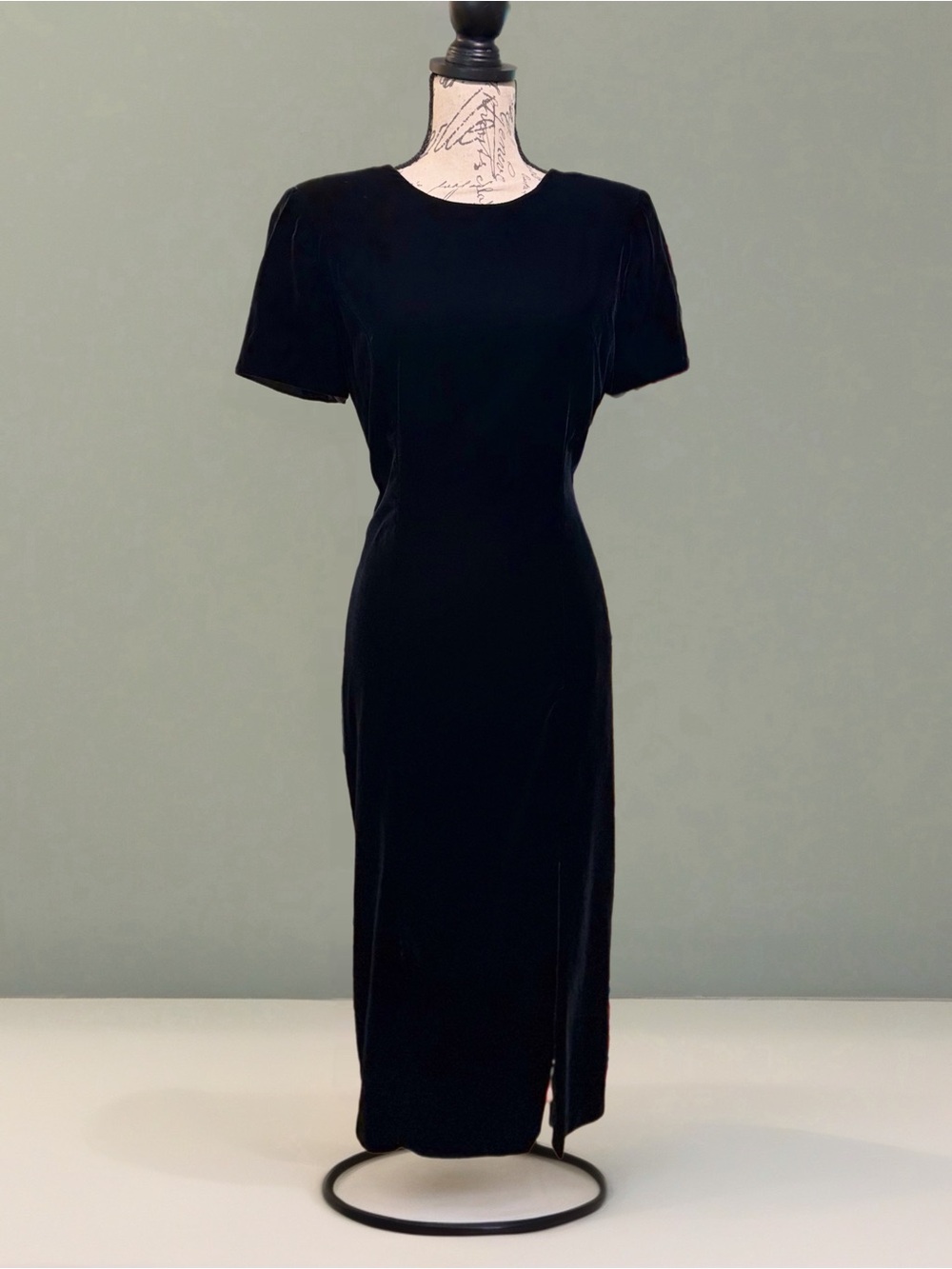 Vtg 90s Maggy London Black Velvet Dress Lace w/ Illusion Cutout Back Sz 8P Y2K